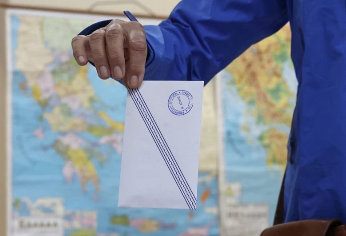 Συναγερμός στην πολιτική σκηνή: Μονοψήφια η διαφορά ΝΔ-Πλεύσης Ελευθερίας σύμφωνα με τη δημοσκόπηση MRB!