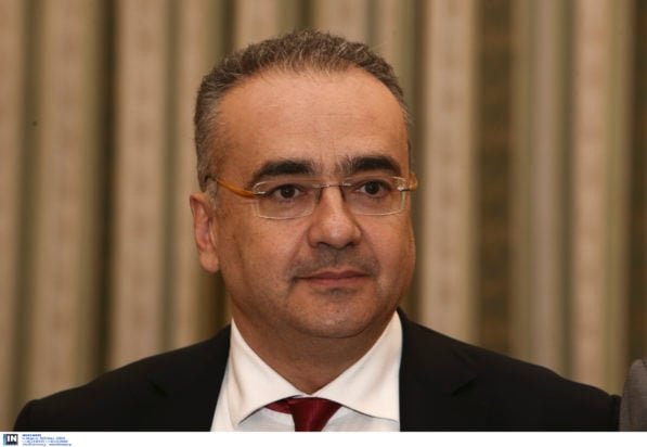 Φυσικά! Παρακαλώ δώστε μου τον τίτλο του άρθρου που θέλετε να ξαναγράψω