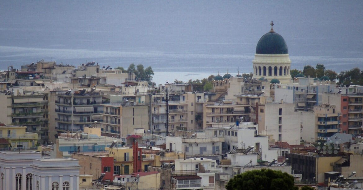 «Πάτρα: Νέα Επενδυτικά Σχέδια Φέρνουν Αναπτυξιακή Έκρηξη»