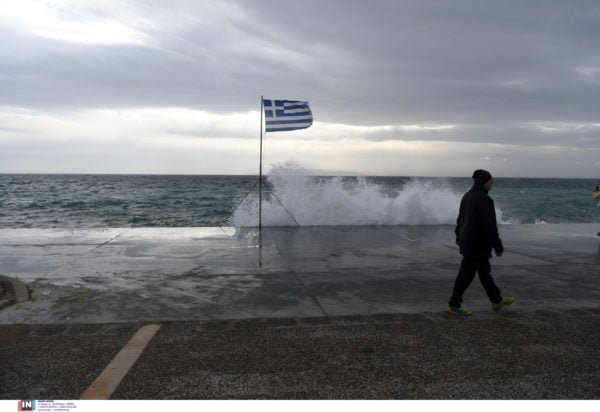 «Διήμερο κακοκαιρίας: Ισχυροί βοριάδες και πτώση θερμοκρασίας – Πώς θα γιορτάσουμε την Πρωτομαγιά»