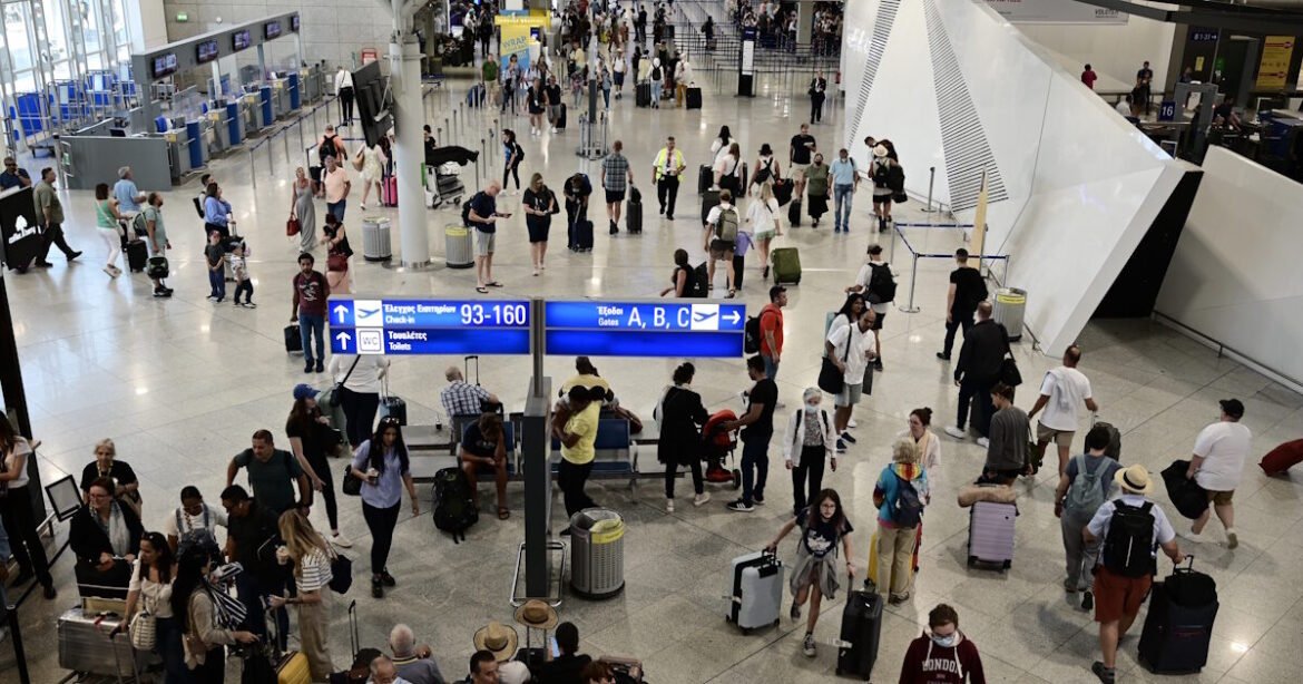 Εκρηκτική Άνοδος 4,8% στις Διεθνείς Αεροπορικές Αφίξεις: Ταξιδιωτικές Εισπράξεις Αγγίζουν τα 600 εκατ. Ευρώ!