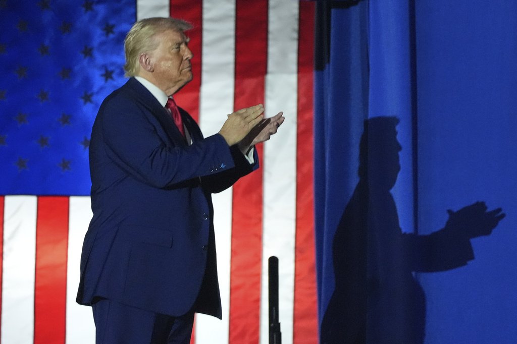 «Τραμπ: «Ο Πούτιν ονειρεύεται την κατάληψη της Ουκρανίας, αλλά εγώ θα τον σταματήσω!»»