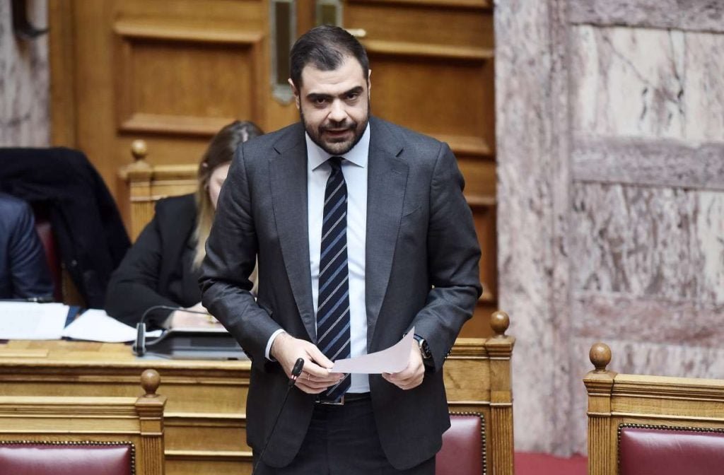 «Μαρινάκης: Σφοδρή επίθεση στην Κωνσταντοπούλου για το σόου στη Βουλή μετά την τραγωδία στα Τέμπη»