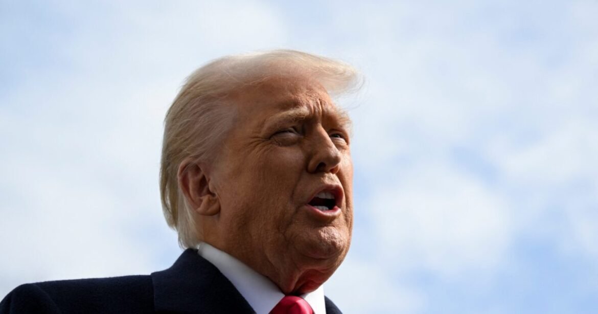 «Συναγερμός στις ΗΠΑ: Ο Τραμπ επιβάλλει 20% δασμούς σε πλήθος εισαγωγών από 2 Απριλίου!»