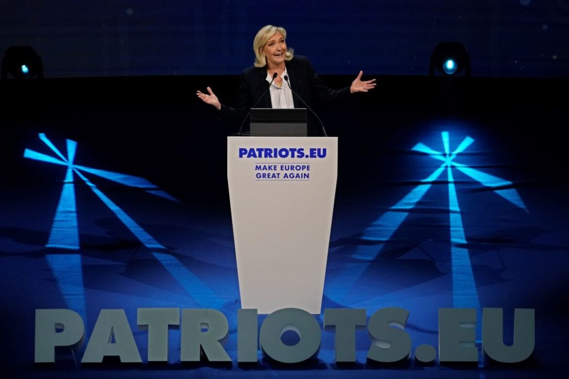 «Η Λεπέν σε Ρόλο Διεκδικητή: Πώς Μπορεί να Κατακτήσει την Προεδρία της Γαλλίας το 2027»