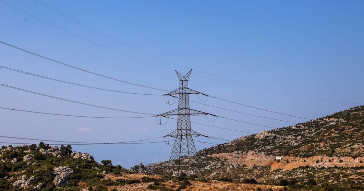 «Απρίλιος με Χαμηλότερους Λογαριασμούς Ρεύματος: Οι Αποκαλύψεις του ΥΠΕΝ»