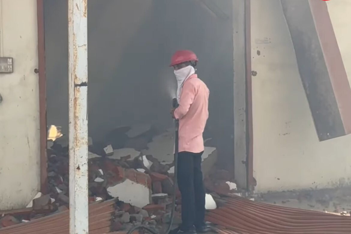 Τραγωδία στην Ινδία: Έκρηξη σε εργοστάσιο πυροτεχνημάτων κοστίζει τη ζωή σε τουλάχιστον 21 ανθρώπους