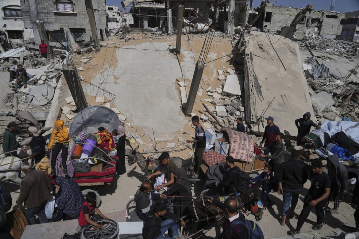 «Σοκ στη Γάζα: Τουλάχιστον 31 νεκροί και 100 τραυματίες από βομβαρδισμό σχολείου»