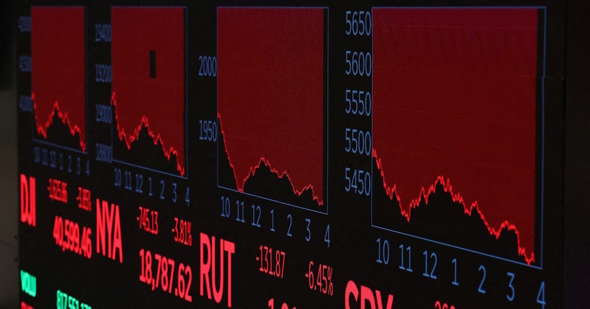 Wall Street: Οι μετοχές κατέγραψαν τη χειρότερη συνεδρίαση του τελευταίου μήνα