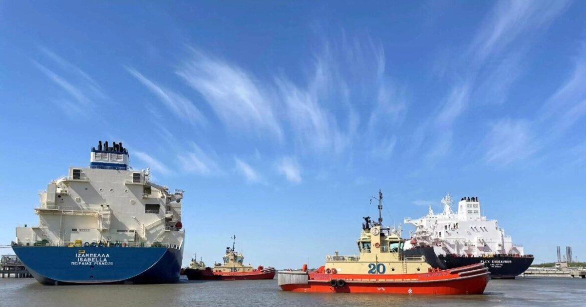 «Ανατροπές και Προκλήσεις: Η Στρατηγική της Κυβέρνησης για την Ενίσχυση των Ελληνικών Εξαγωγών στις ΗΠΑ»