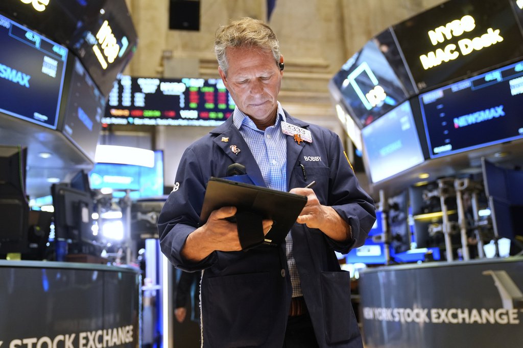 «Κατακόρυφη Πτώση στα Ευρωπαϊκά Χρηματιστήρια: Ο Τραμπ Απειλεί με Αντεπίθεση»