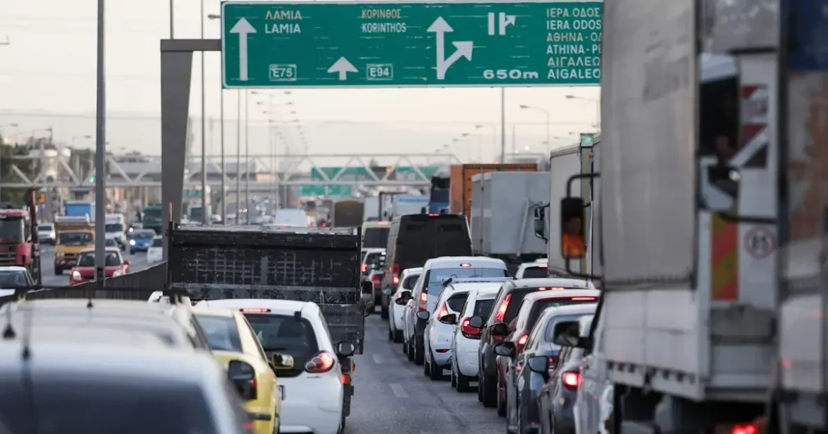 «Σοβαρό ατύχημα στην Αθηνών – Λαμίας: Φορτηγά συγκρούονται στη Βαρυμπόμπη, κλειστή η λωρίδα προς Πειραιά»