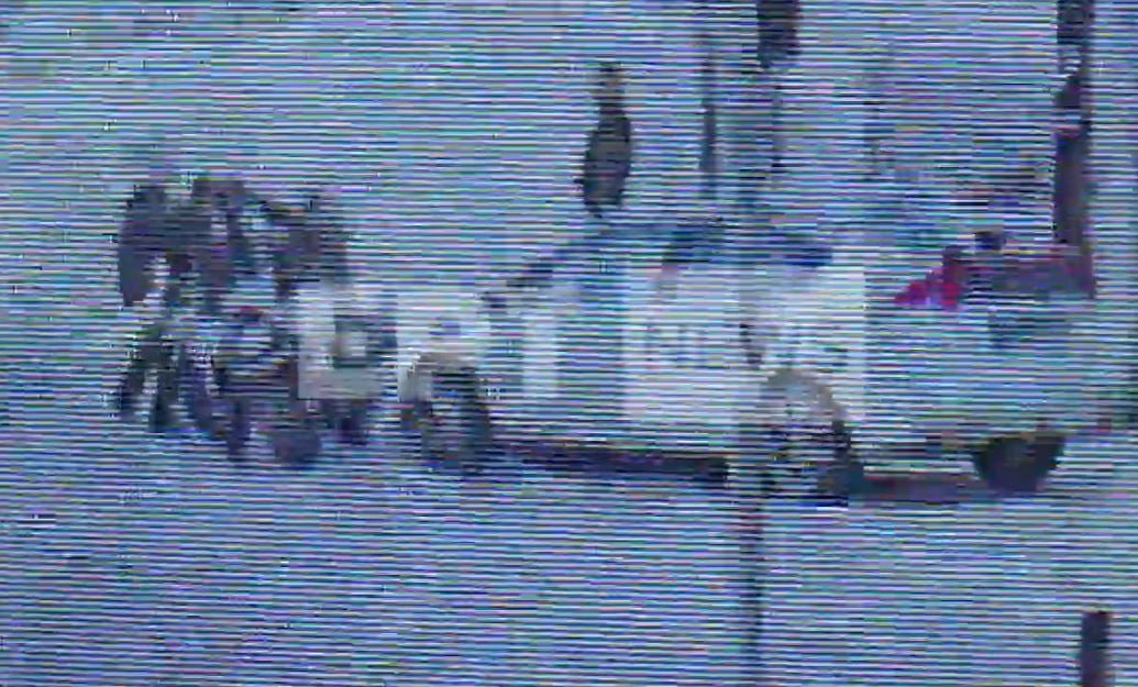 Θεσσαλονίκη: Σοκαριστική στιγμή! Οδηγός 37 ετών παρασύρει αστυνομικό – Καρέ καρέ η δραματική σκηνή