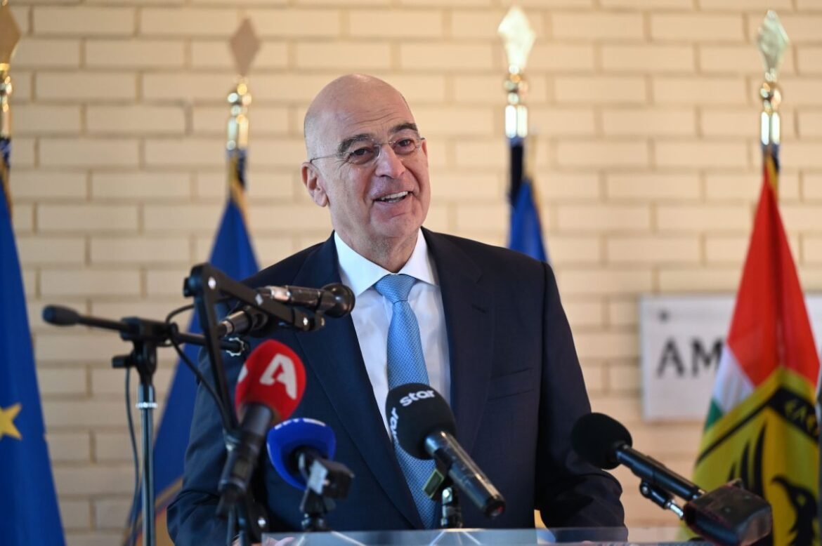 «Δένδιας: Η Ελλάδα προωθεί την ευημερία και την ασφάλεια του Λιβάνου και της περιοχής»