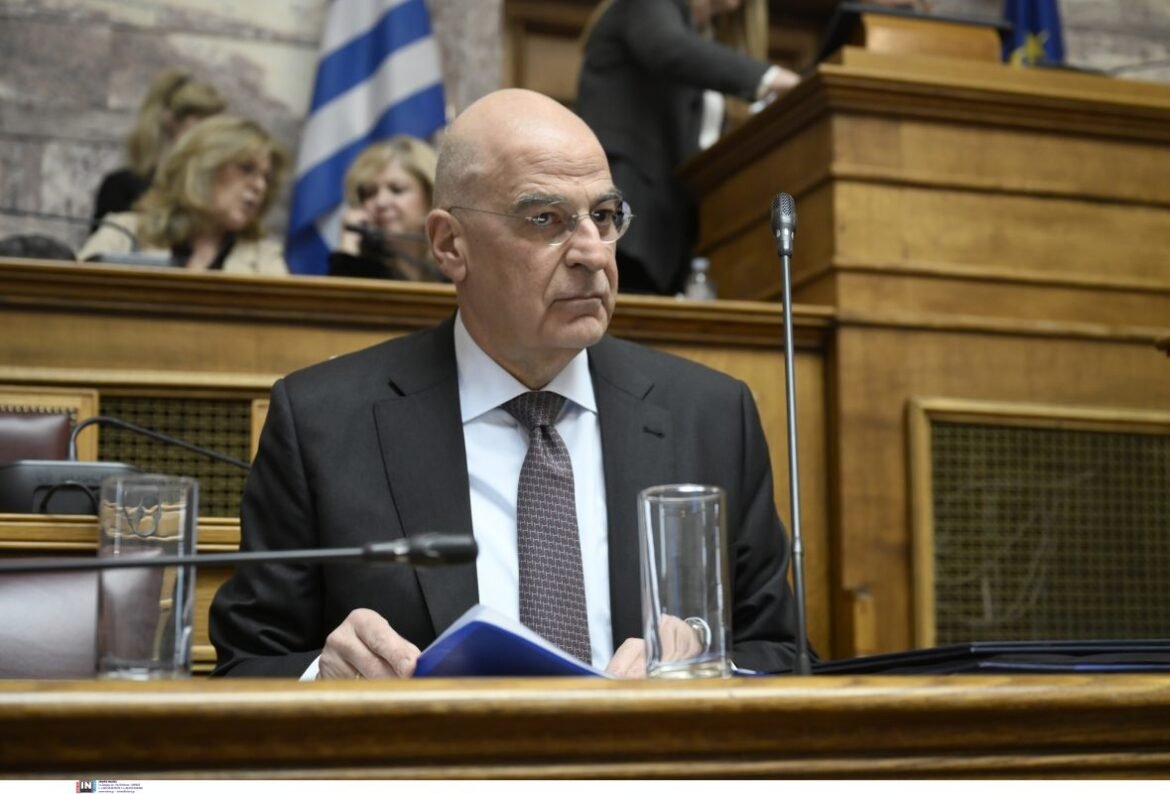 «Βουλή: Ο Νίκος Δένδιας αποκαλύπτει τα σχέδια για τον 12ετή εξοπλιστικό σχεδιασμό»