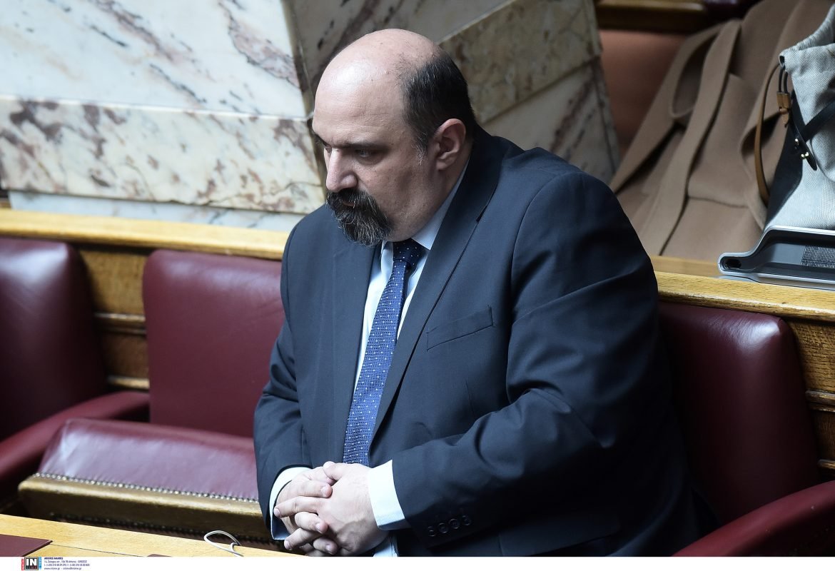 «Τριαντόπουλος: Αποκαλύπτει το περιεχόμενο του υπομνήματός του στην προκαταρκτική επιτροπή»