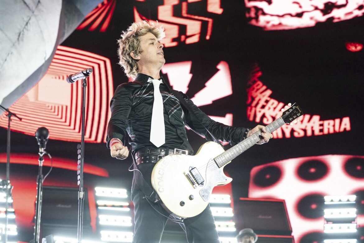 «Green Day: Το συγκλονιστικό μήνυμα για την Παλαιστίνη που συγκίνησε το Coachella (βίντεο)»