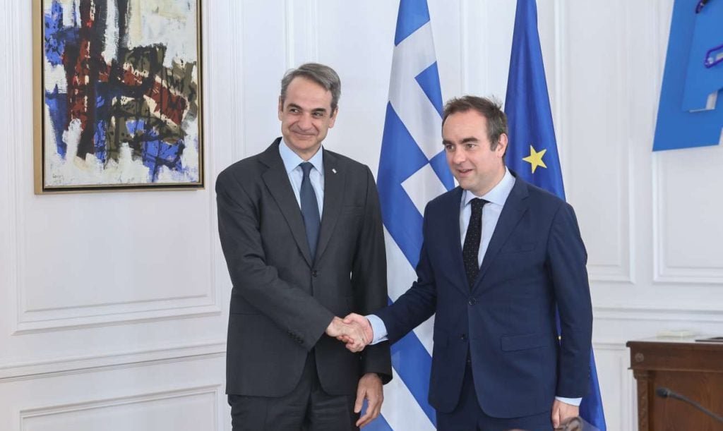 «Μητσοτάκης: Στρατηγικές Αμυντικές Συνεργασίες με Τρίτες Χώρες για τα Συμφέροντα των «27»»