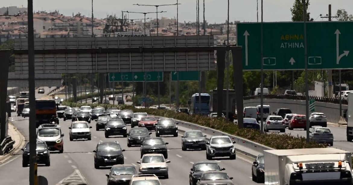 «Κυκλοφοριακό Χάος: Έμφραγμα σε Κηφισό, Λεωφόρο Αθηνών, Λιμάνι Πειραιά και Αττική Οδό»