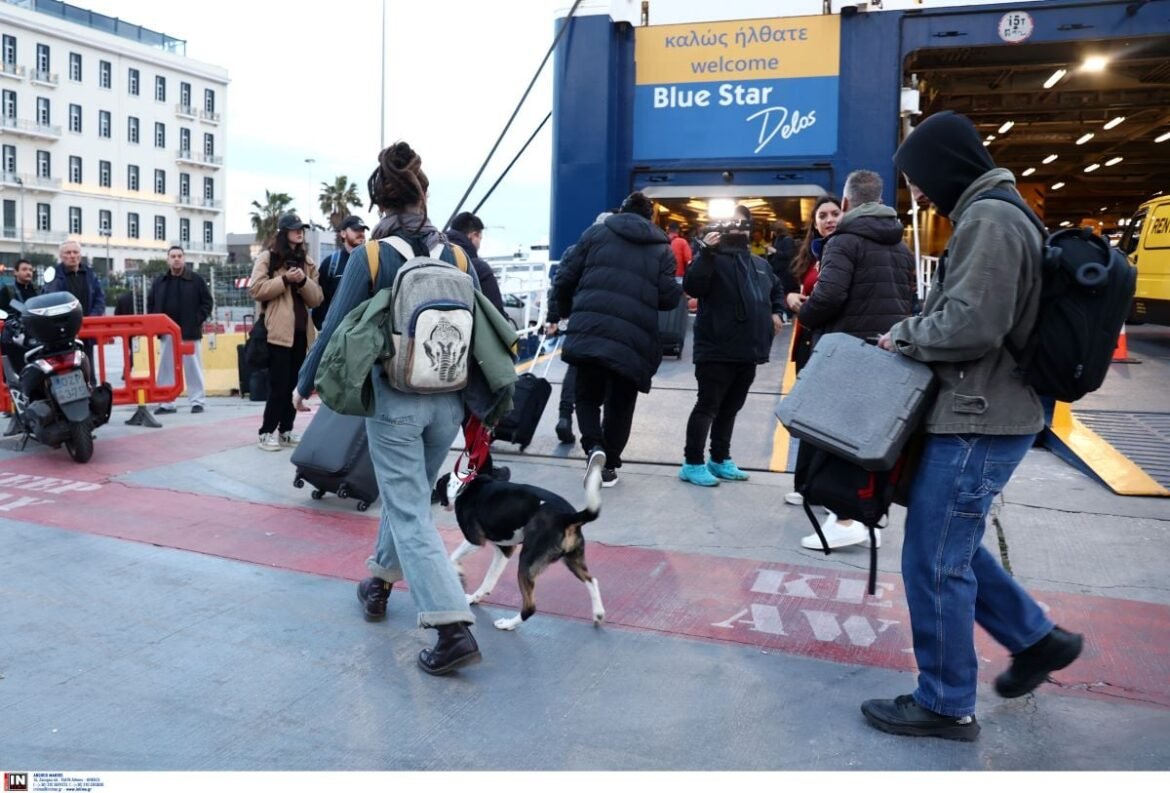 «Πάσχα: Η Αθηναϊκή Φυγή – Γεμάτα Πλοία και Κορύφωση της Εξόδου των Εκδρομέων!»