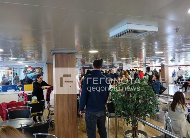 «Βόλος: Αναστάτωση για τους επιβάτες πλοίου που εγκλωβίστηκε λόγω μηχανικής βλάβης πριν τις Σποράδες»