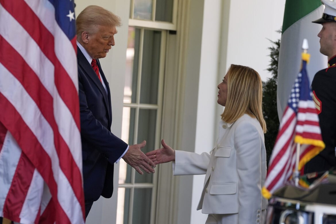 «Τραμπ και Μελόνι: Το «φλερτ» που ενώνει ΗΠΑ και Ιταλία»