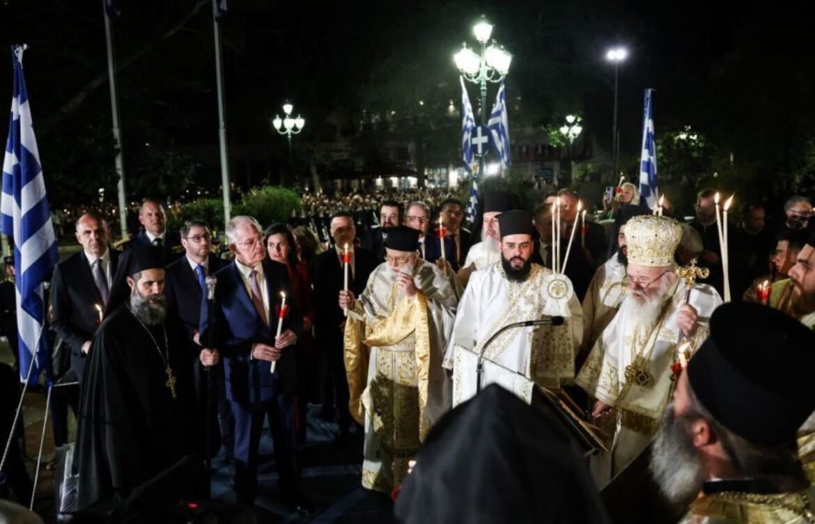 «Αναστάσιμη Λαμπρότητα: Η Μητρόπολη Αθηνών Γιορτάζει με Μεγαλοπρέπεια»