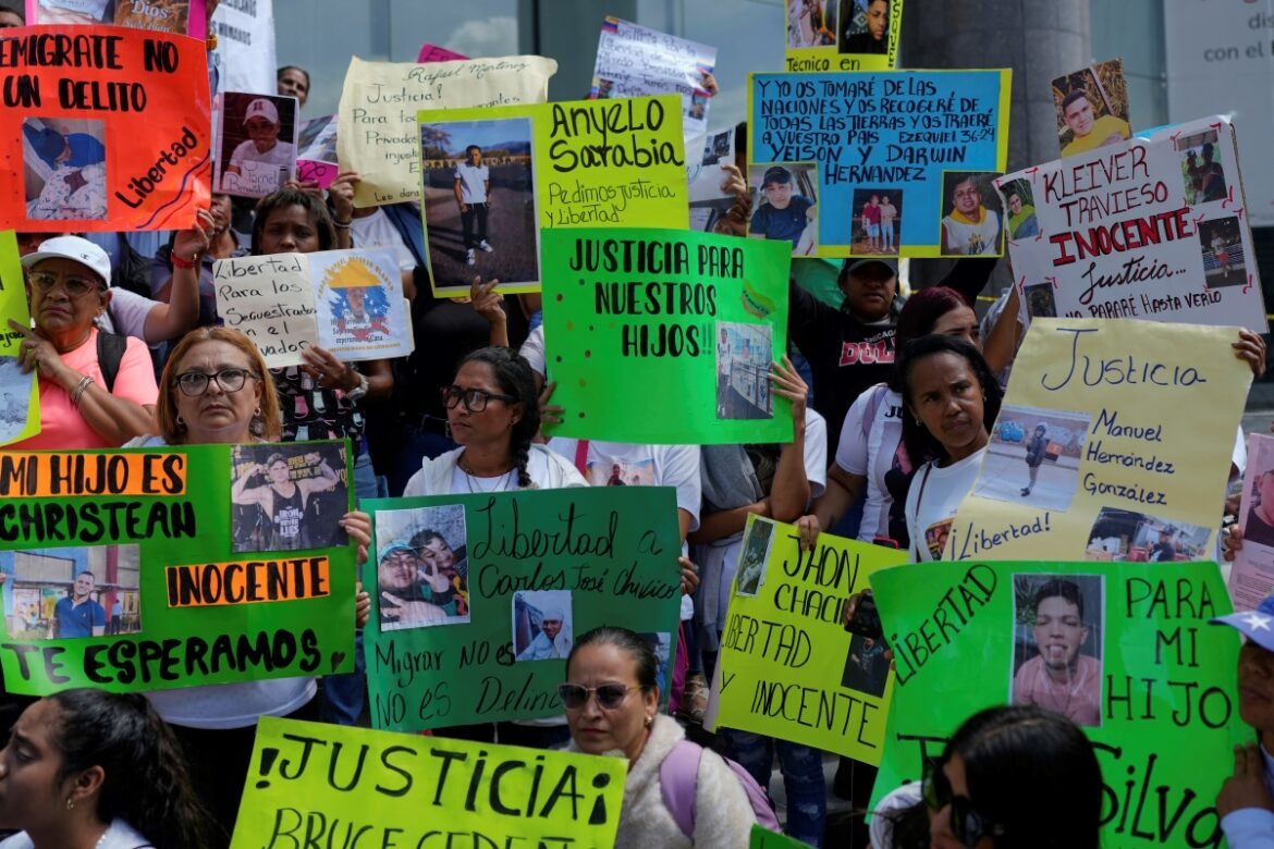 «Ανατροπή Τραμπ: Το Ανώτατο Δικαστήριο σταματά τις απελάσεις μεταναστών από τη Βενεζουέλα»