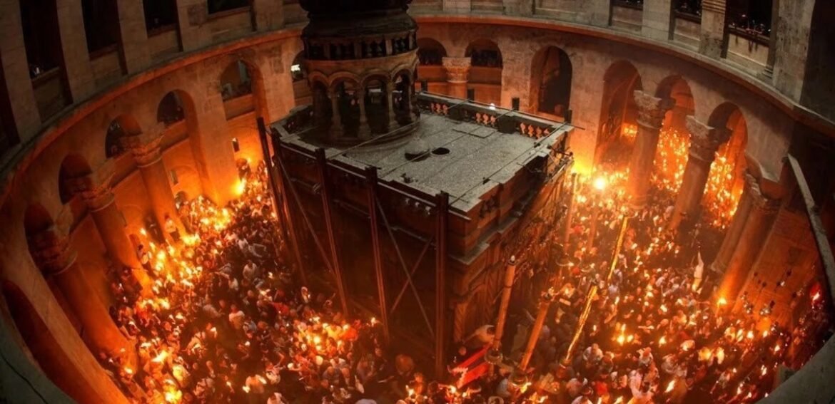 «Ζωντανά από τα Ιεροσόλυμα: Η Ιερή Αφή του Αγίου Φωτός»