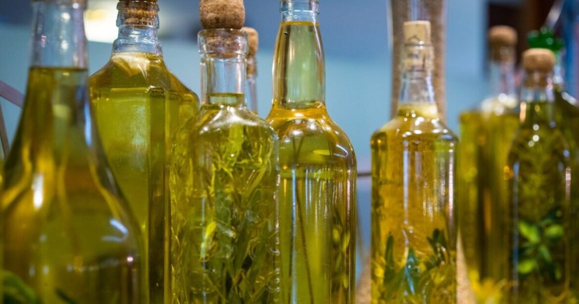 Αναταραχή στον Κλάδο της Ελιάς: Οι Αμερικανικοί Δασμοί Φρενάρουν την Ανάπτυξη του Τυποποιημένου Ελαιόλαδου