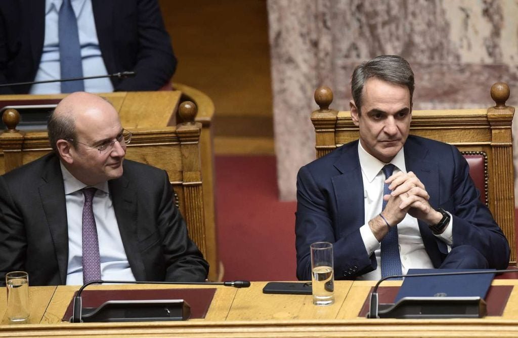 Χατζηδάκης: Νέα μέτρα και φοροελαφρύνσεις για τη μεσαία τάξη από Σεπτέμβριο!