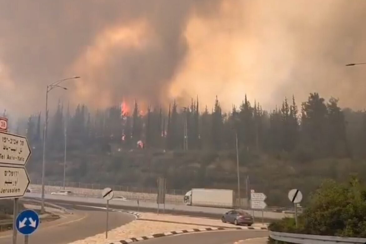 «Φωτιά και Στάχτη στην Ιερουσαλήμ: Ο Νετανιάχου ζητά βοήθεια από την Ελλάδα»