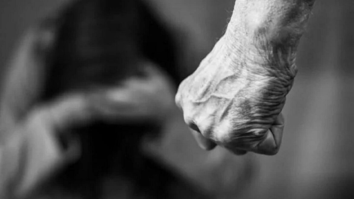 Ρόδος: Σοκαριστική επίθεση – Γρονθοκόπησε την πρώην σύντροφό του στην είσοδο πολυκατοικίας!