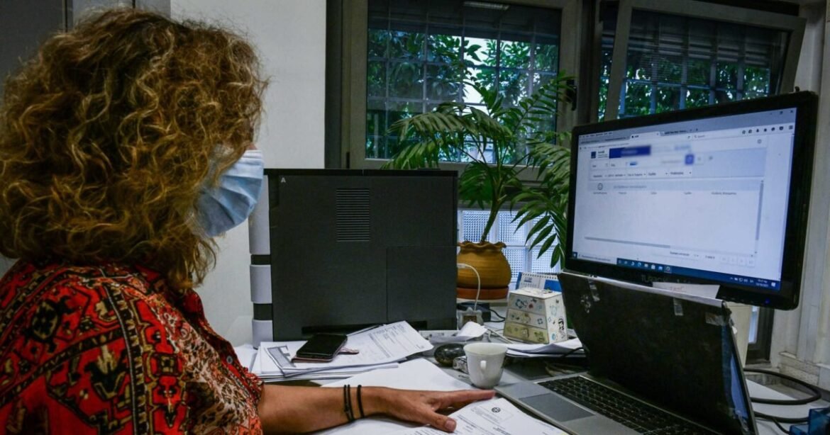 Φορολογητέα Εισοδήματα 2023: Αλμα 14,4 Δισ. Ευρώ στις Δηλώσεις του 2024!