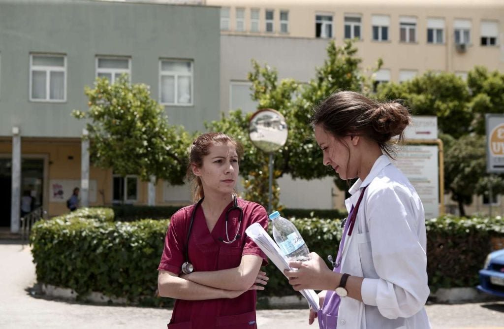 ΕΣΥ: 530 Θέσεις Ειδικευμένων Ιατρών Ανοίγουν – Μην Χάσετε την Προθεσμία για Αιτήσεις έως 23 Μαΐου!