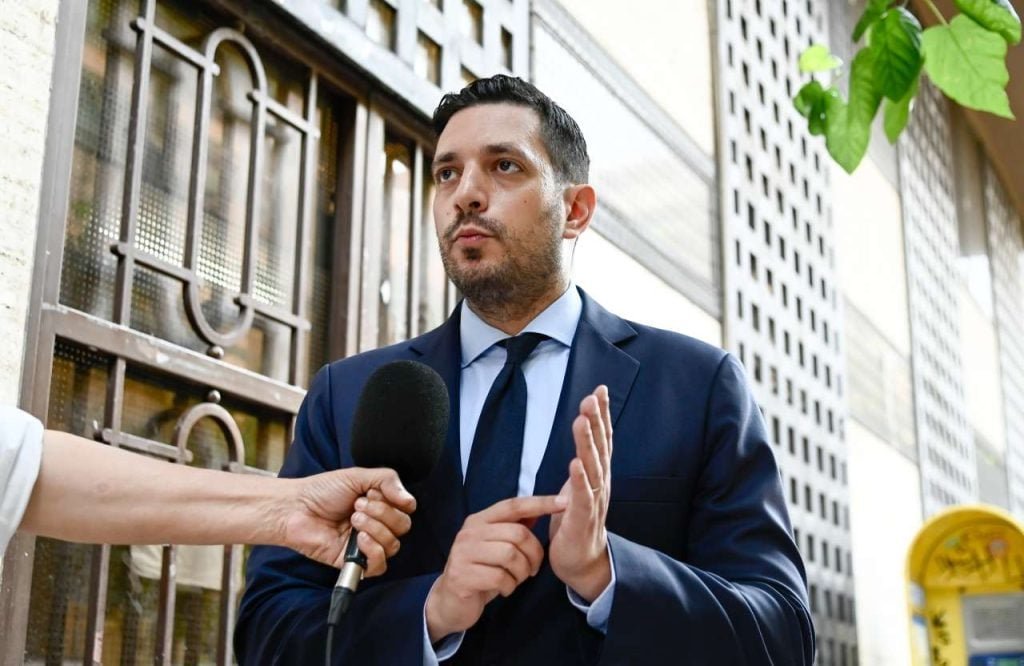 «Κυρανάκης στο Μοναστηράκι: Αυτοψία και αποκαλύψεις για την ασφάλεια στον Ηλεκτρικό»