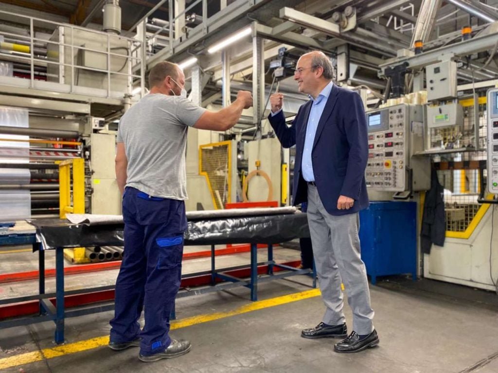 Μητσοτάκης και Χατζηδάκης: Οι Σημαντικές Προόδους για τους Εργαζόμενους που Αλλάζουν το Τοπίο