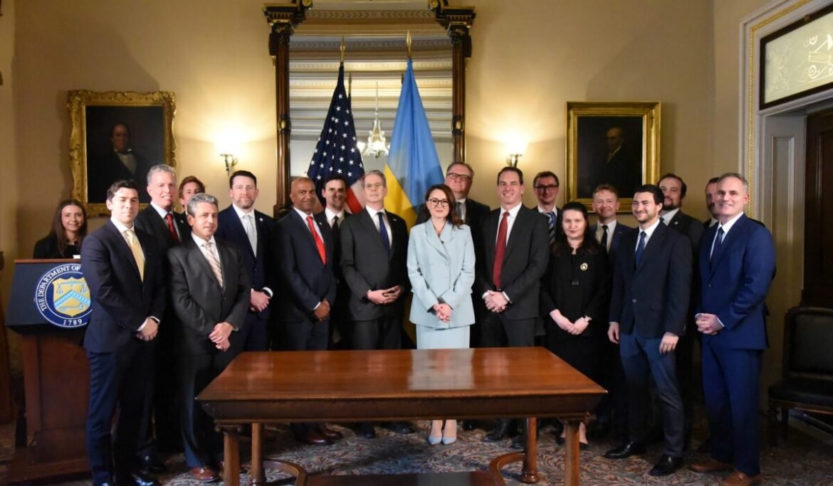 Σκηνές Πολέμου: Η Ρωσία Ελέγχει το 40% των Ορυκτών στην Ουκρανία – Αμφιβολίες για τη Συμφωνία με τις ΗΠΑ