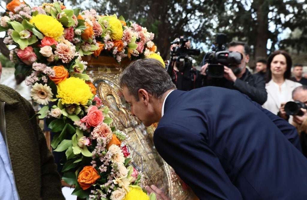 «Πρωθυπουργός: Παρών στη Λιτανεία του Αγίου Αθανασίου στην Παιανία»