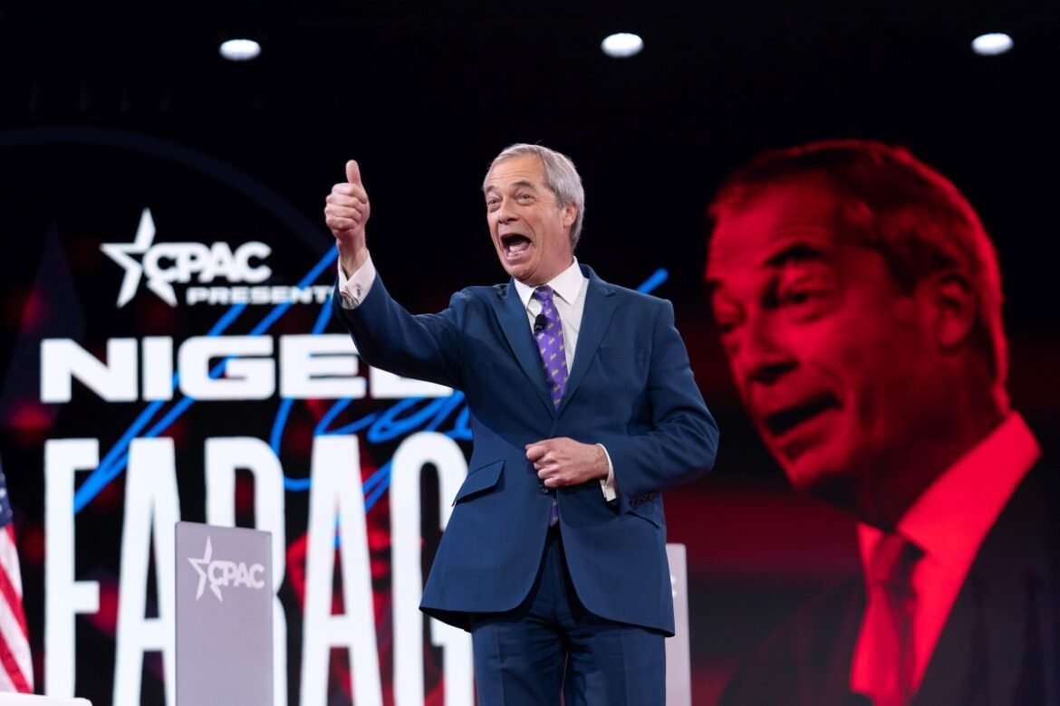 «Νάιτζελ Φάρατζ: Ο Θρίαμβος που Αναστάτωσε τις Τοπικές Εκλογές της Αγγλίας»