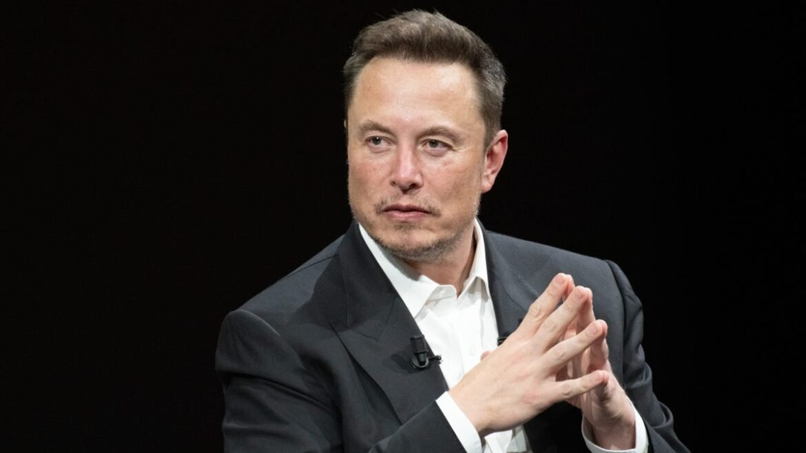 Tesla: Ο Έλον Μασκ παραμένει στο τιμόνι της εταιρείας!