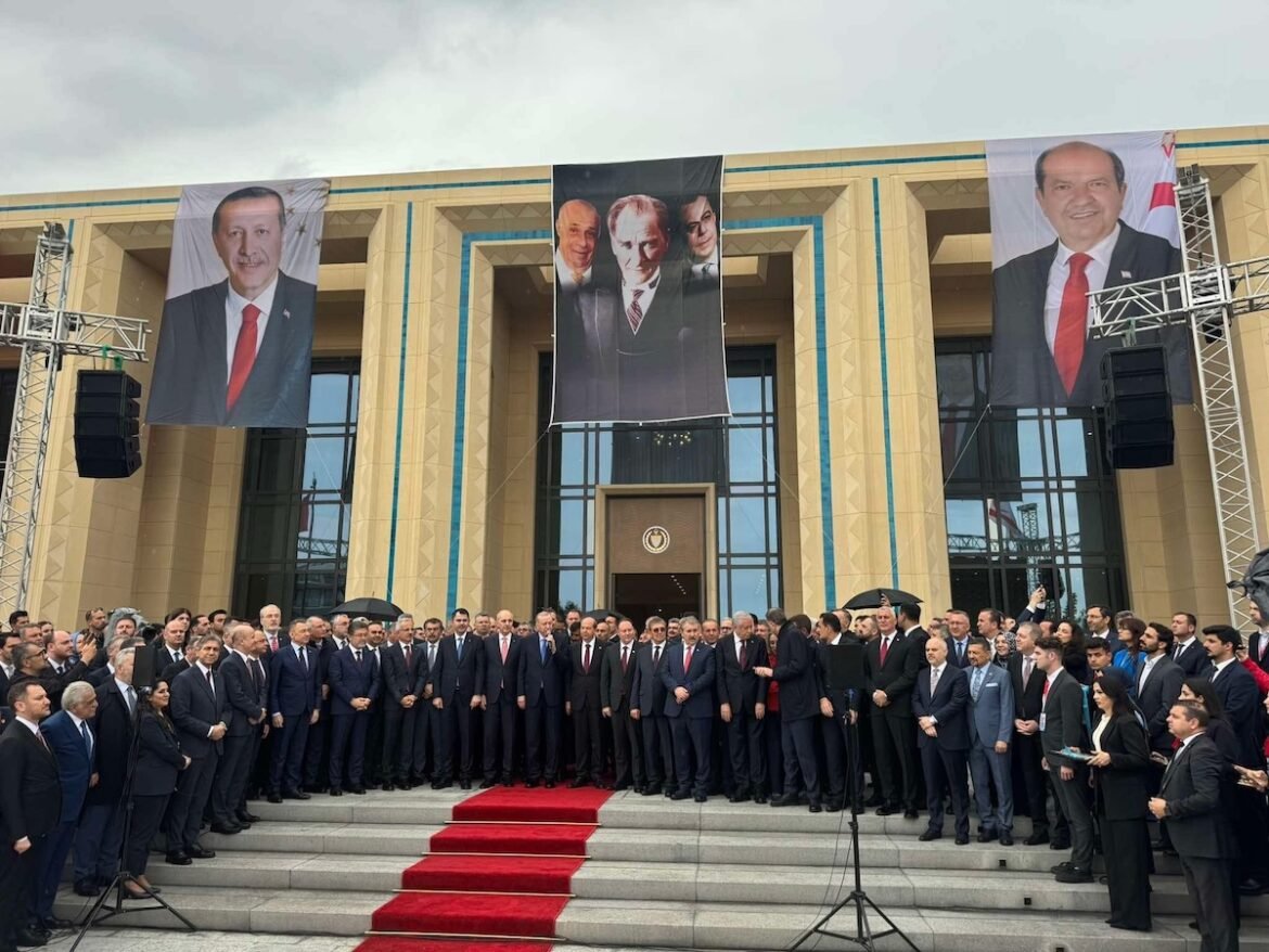 «Ερντογάν: Φαραωνικές Εγκαινιάσεις και Προκλητικές Φιέστες στην Κατεχόμενη Κύπρο»