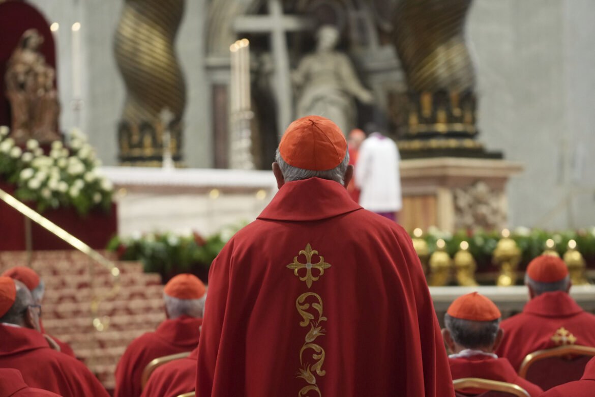«Αναμονή στο Βατικανό: Οι συναντήσεις για την εκλογή του νέου Πάπα συνεχίζονται χωρίς αποτέλεσμα»