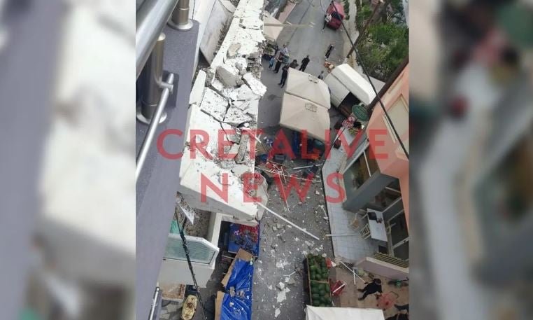 Σοκ στο Ηράκλειο: Κατέρρευσε τμήμα μπαλκονιού πάνω σε πάγκους λαϊκής αγοράς – Δείτε τις δραματικές εικόνες!