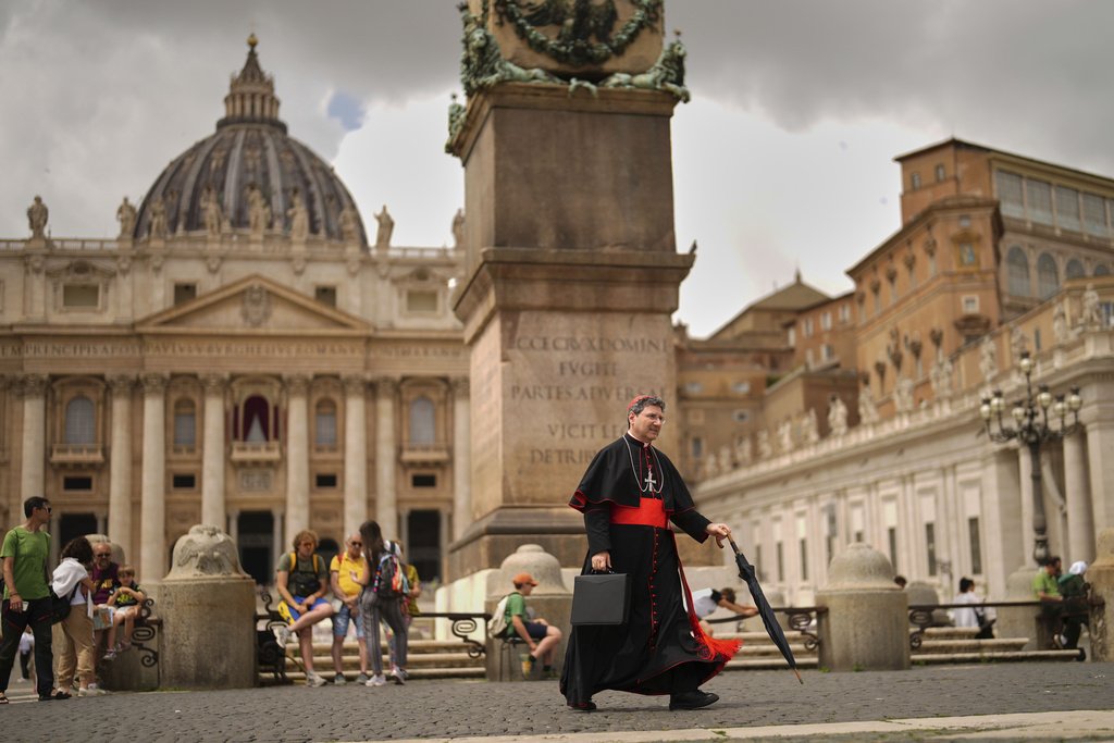 «Κονκλάβιο σε Δράση: Οι Μεγάλες Αλλαγές που Έρχονται στα Κινητά»