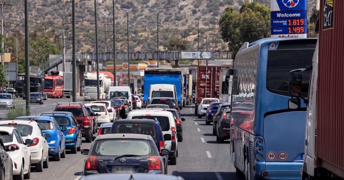 «Κίνηση στους Δρόμους: Ο Εφιάλτης Συνεχίζεται – Καθυστερήσεις σε Κηφισό, Κηφισίας και Αττική Οδό»
