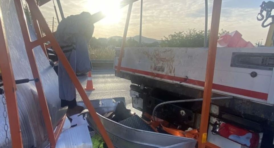 Θεσσαλονίκη: Σοκαριστικός ακρωτηριασμός 44χρονου σε τροχαίο στην Μουδανίων – Στο νοσοκομείο η κατάσταση της υγείας του