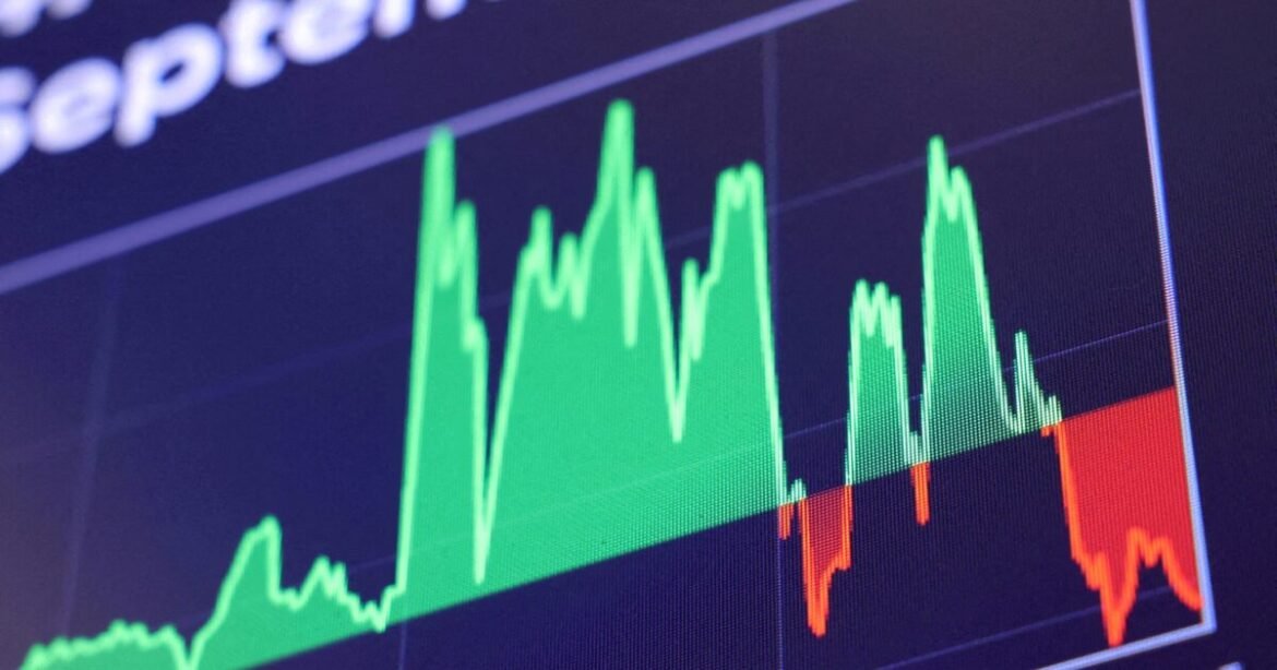 Wall Street: Μικρές Διακυμάνσεις πριν την Καθοριστική Ανακοίνωση της Fed για τα Επιτόκια