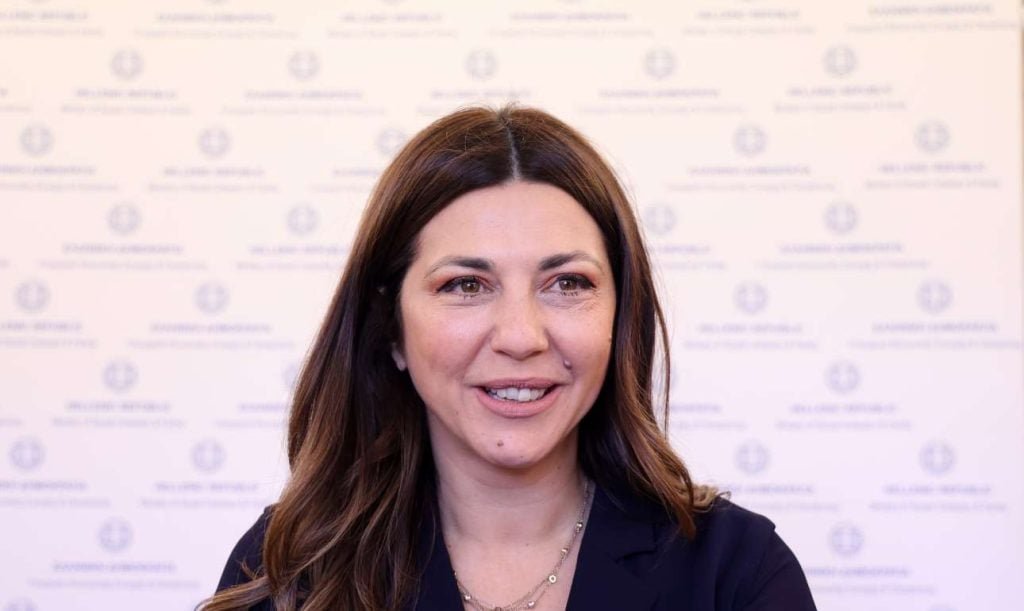 «81 εκατ. ευρώ για τη στήριξη κοινών μεταπτυχιακών προγραμμάτων ελληνικών και ξένων πανεπιστημίων, δηλώνει η Ζαχαράκη»