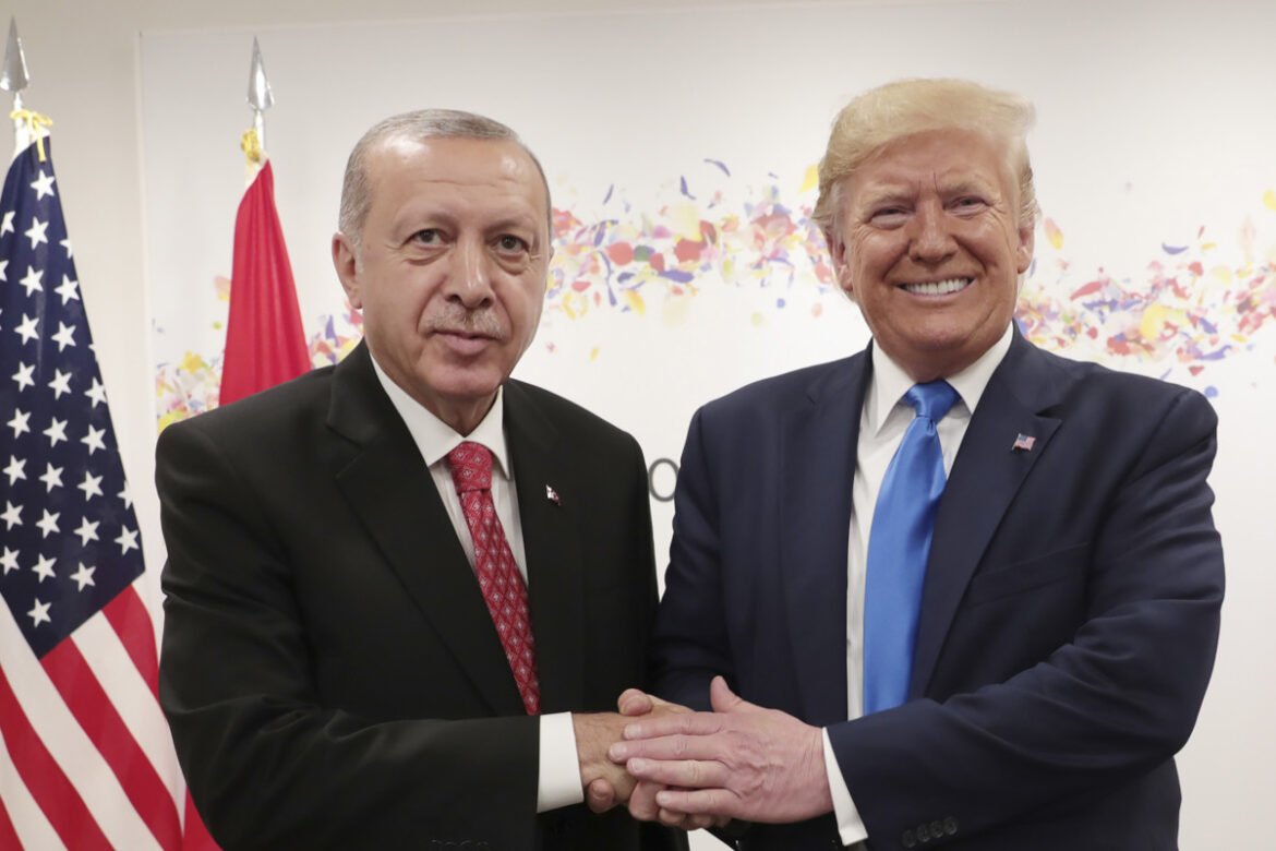 «Αμερικανοί Βουλευτές προειδοποιούν Τραμπ: Ο Ερντογάν απειλεί την Ελλάδα και την Ανατολική Μεσόγειο»